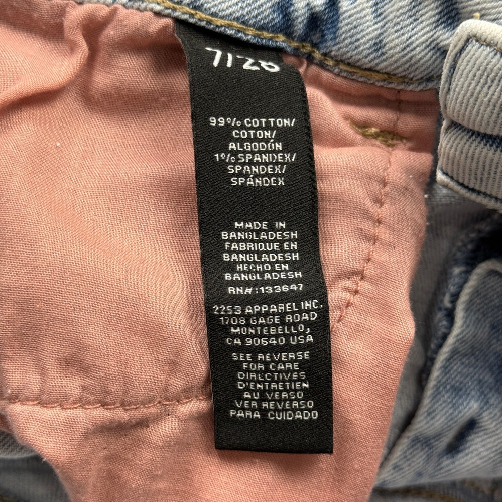 Kendall + Kylie The Icon Short Distressed‎ Denim Frayed Hem Light Wash Women's - Picture 12 of 12